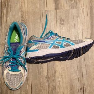 Womans ASICS running shoe